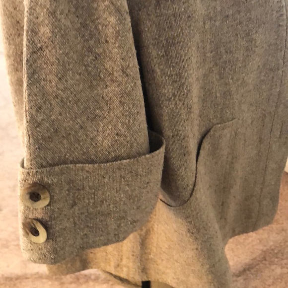 Top/Jacket - Picture 4 of 7